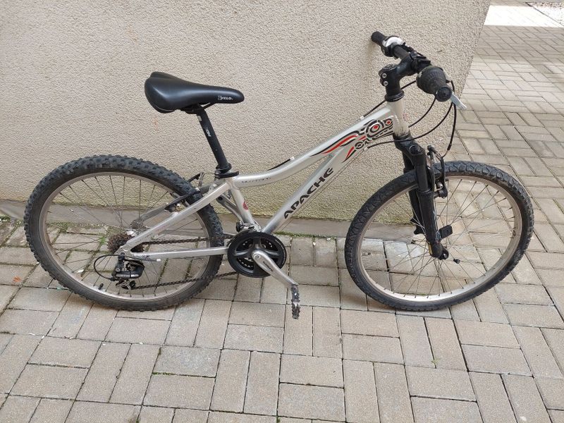 Dětské kolo Apache