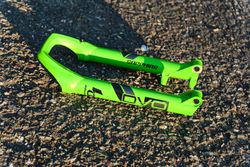 DVO Sapphire D1 spodní nohy 27,5 + nové prachovky + spacery