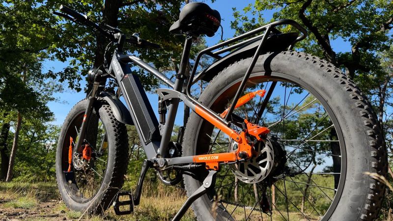 Vakole CO26 750W 26" Fat Bike 768Wh - celoodpružené kolo