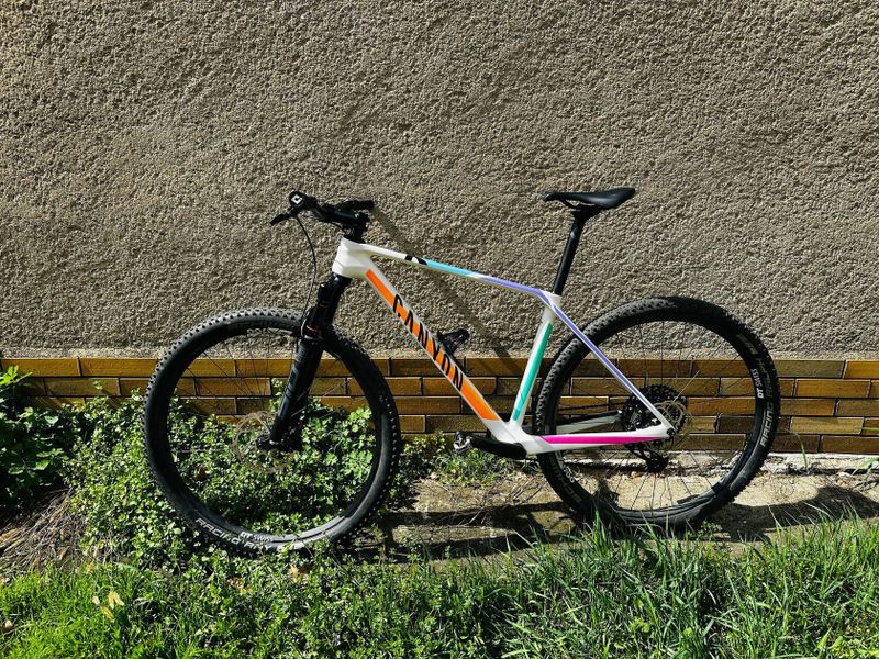 Prodám Canyon Exceed CF6 - 2 roky - VEL: M (velmi málo jeté