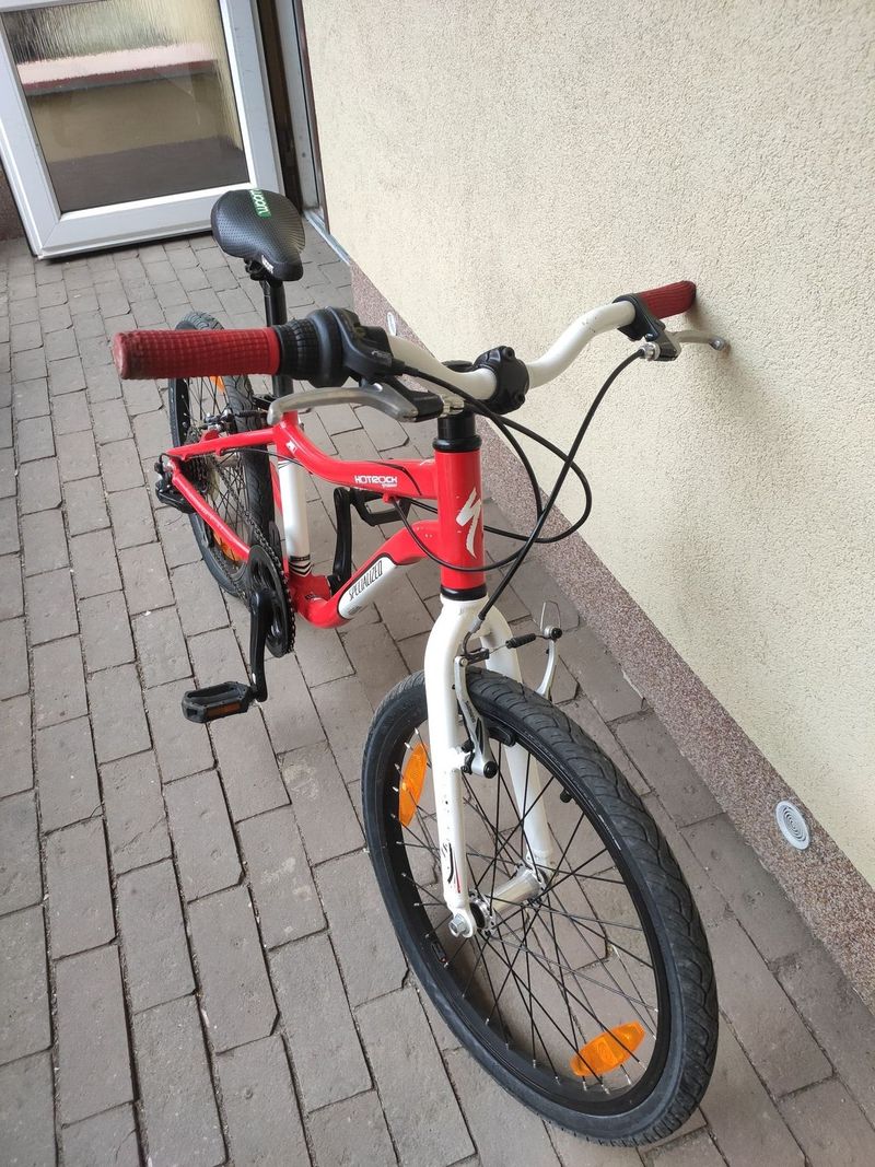 Specialized Hotrock 20" – dětské kolo
