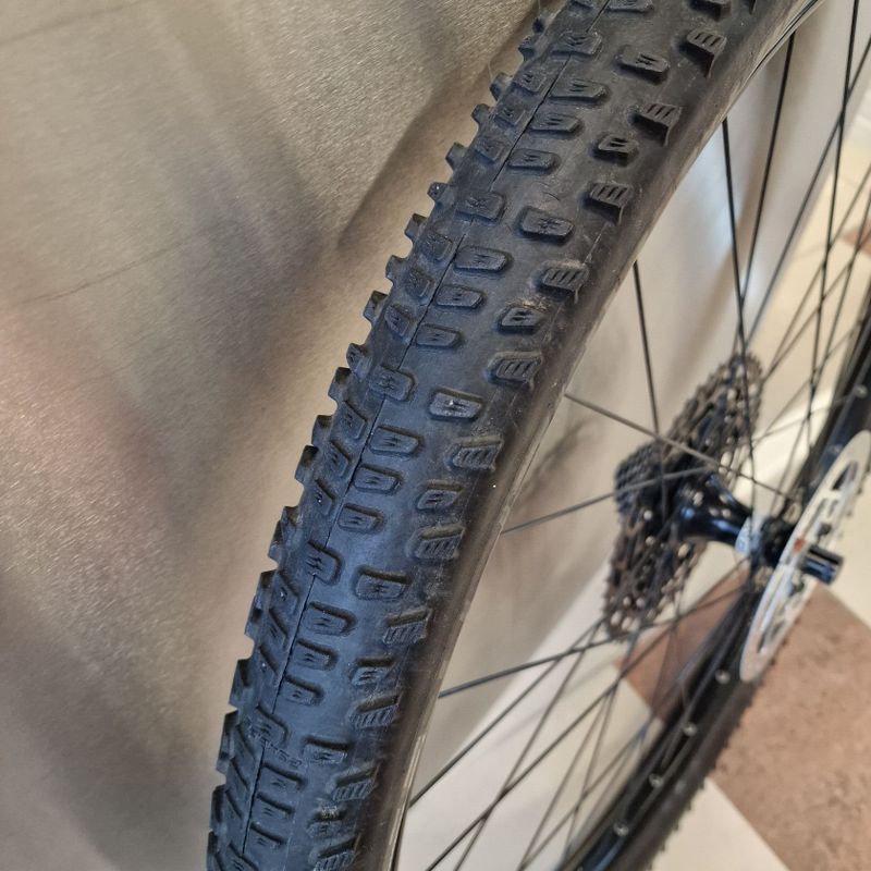 Zapletené MTB kola 29" + kazeta + kotouče + pláště