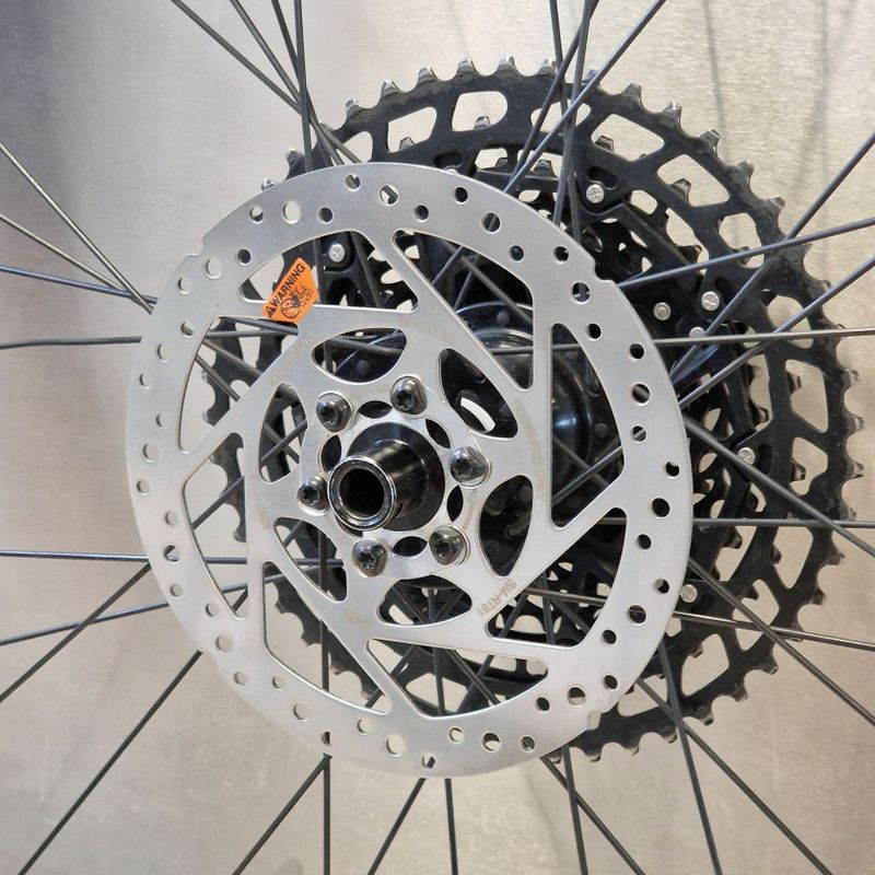 Zapletené MTB kola 29" + kazeta + kotouče + pláště