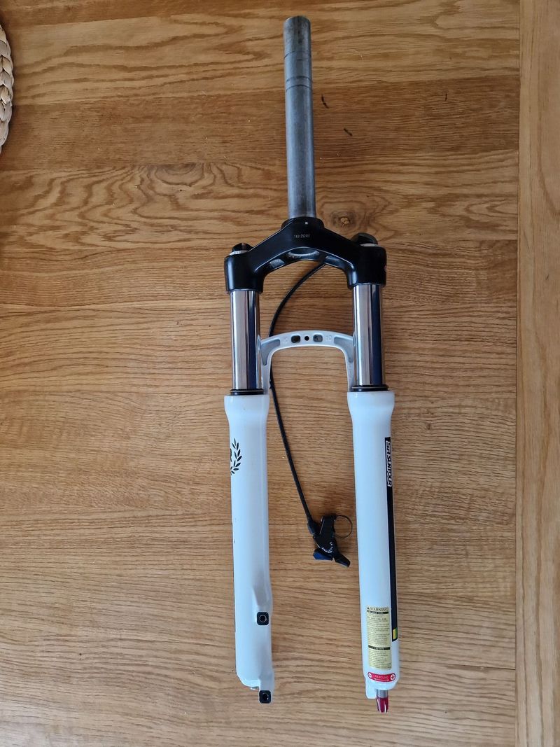vidlice SR Suntour Raidon