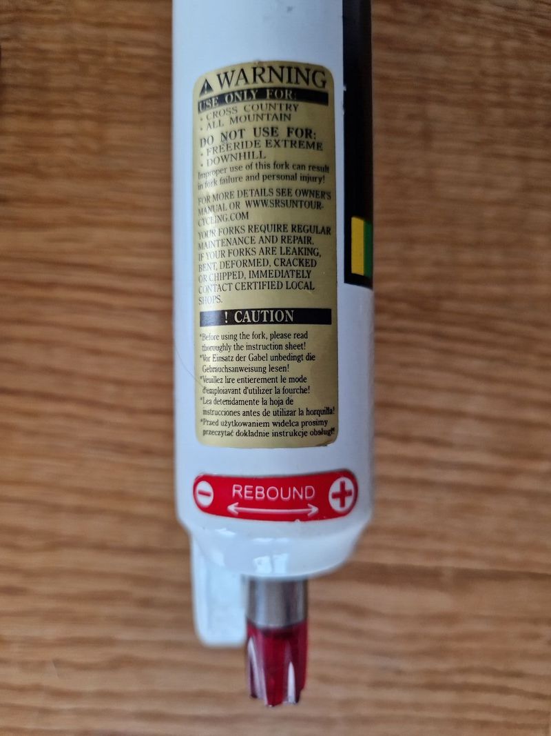 vidlice SR Suntour Raidon