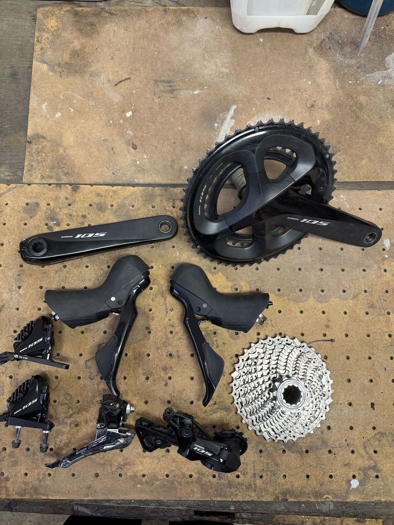 Prodám sadu Shimano 105 R7000