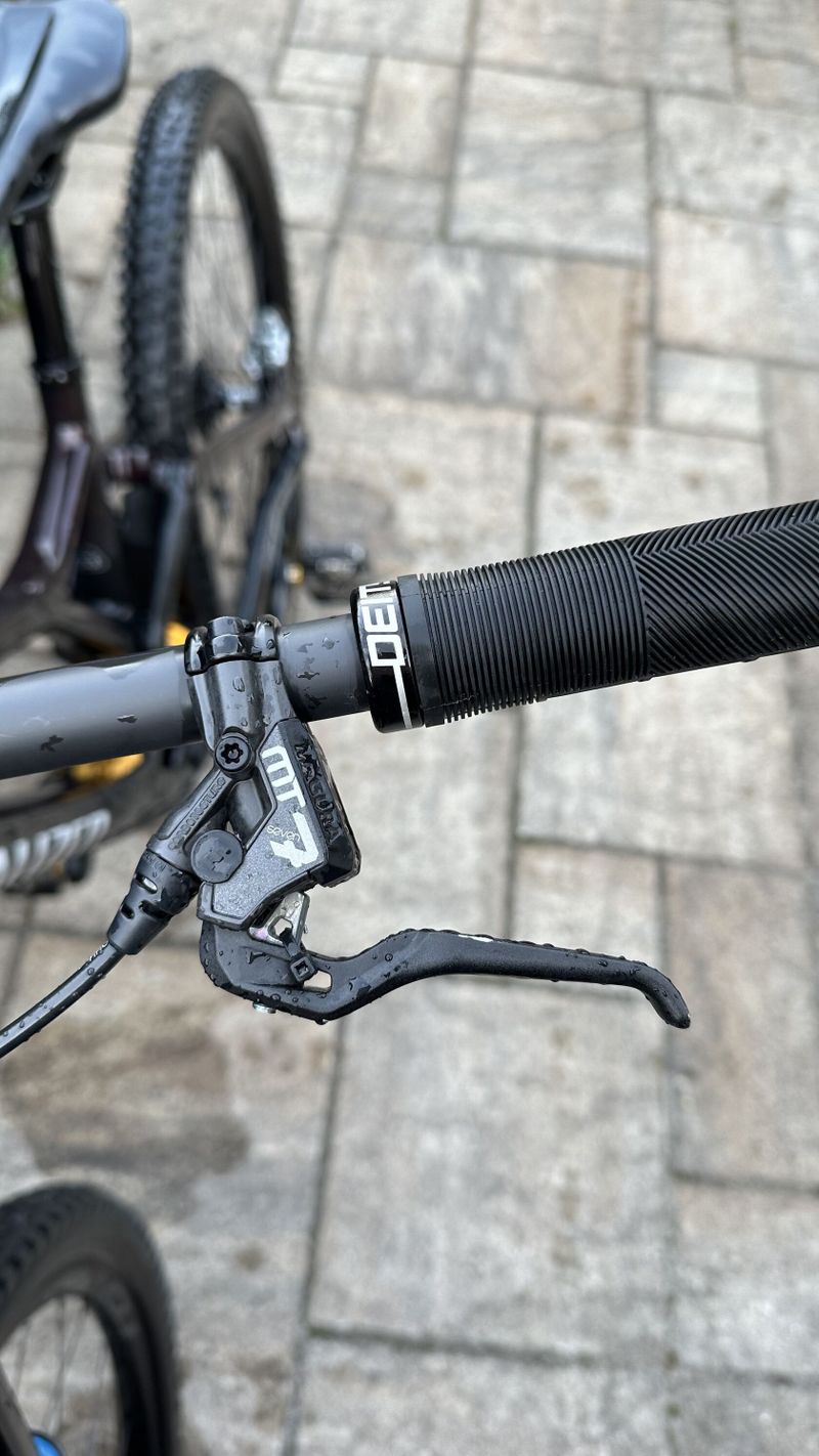 Specialized demo race 2023 S3