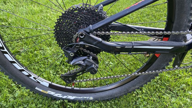 SCOTT SPARK 710, vel. M