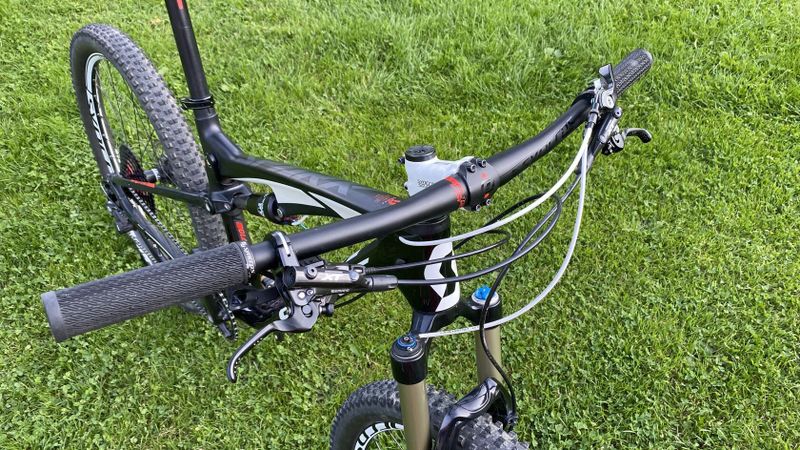 SCOTT SPARK 710, vel. M