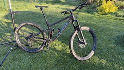 Trek Slash 8