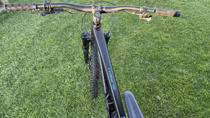 Trek Slash 8