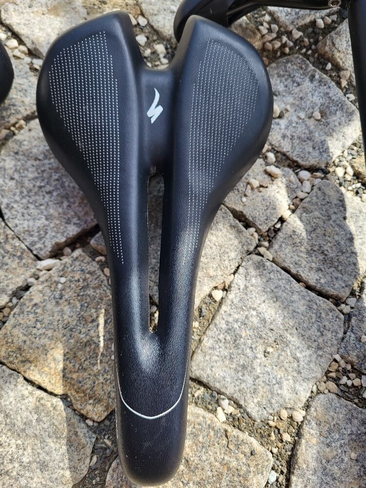 Sedlo SPECIALIZED Avatar Comp Gel Black 155