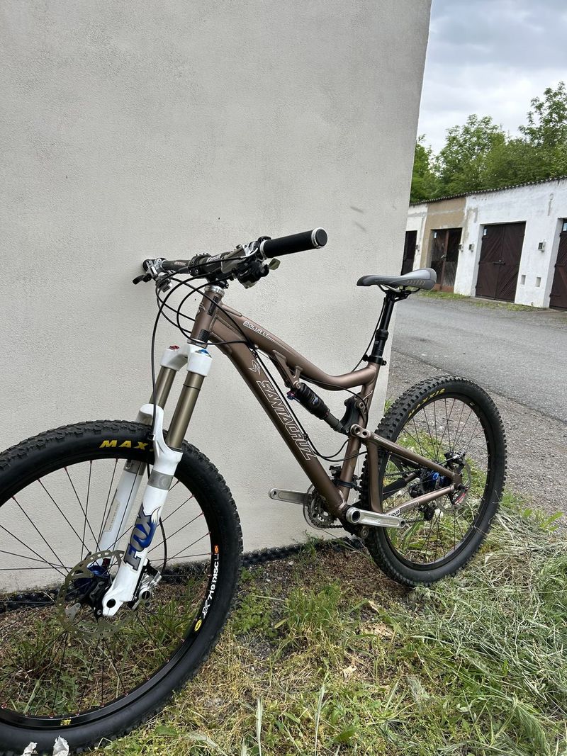 Santa Cruz Blur LT