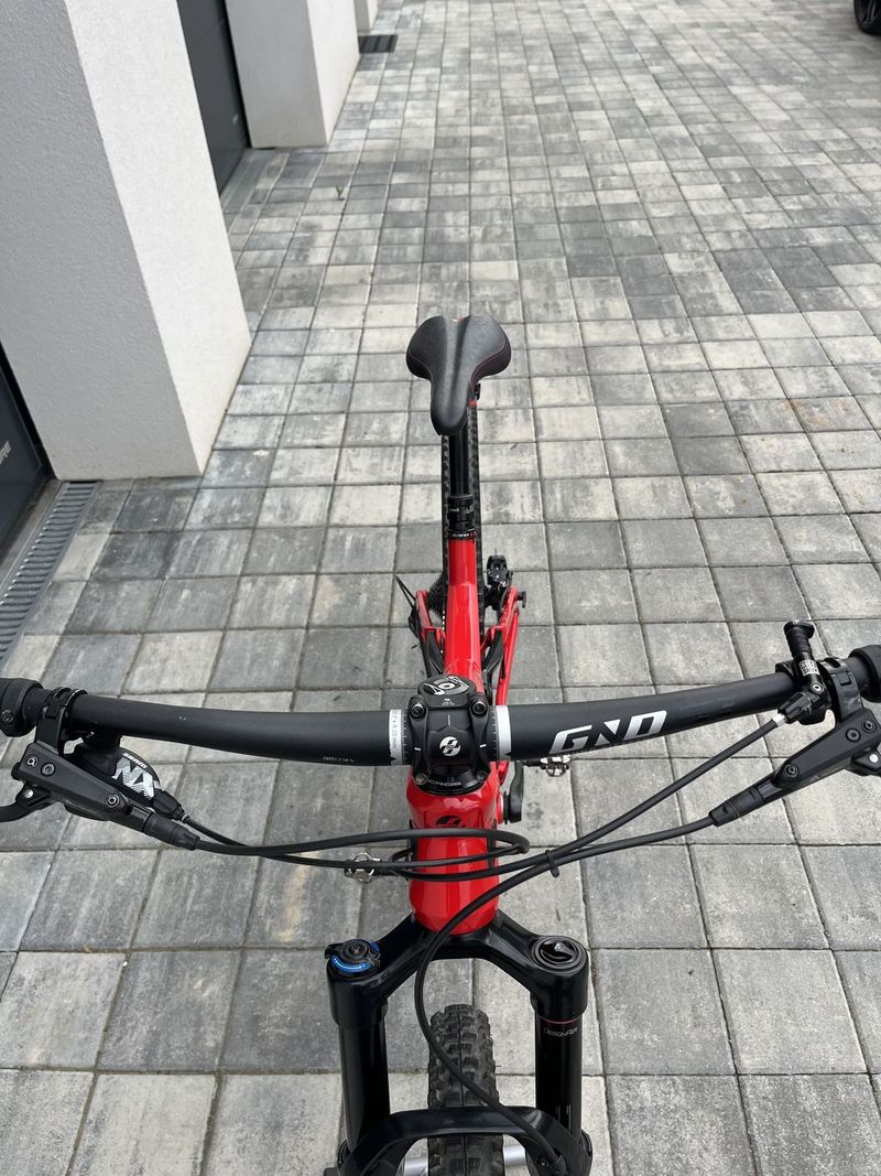 GHOST SLAMR 6.9 LC Karbon 1.Majitel