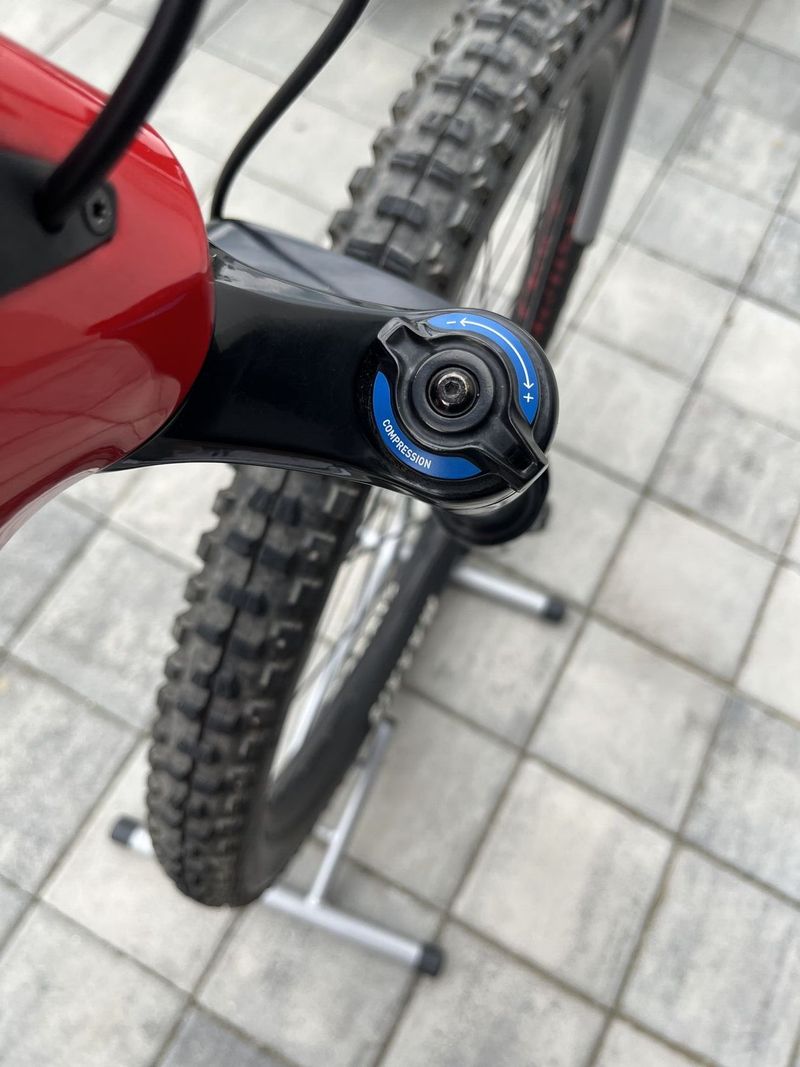 GHOST SLAMR 6.9 LC Karbon 1.Majitel