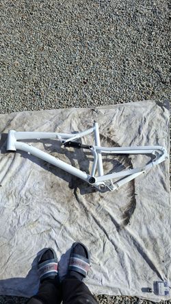 Rockrider ST900S Rám