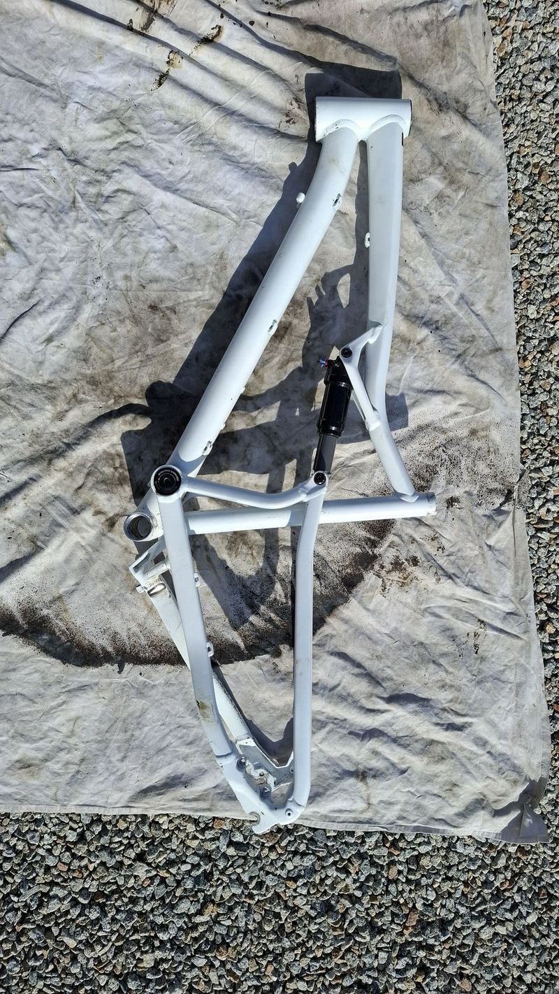 Rockrider ST900S Rám