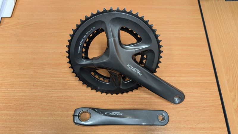 Kliky Shimano Claris, FC-R2000