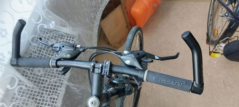 Trekové kolo Scott - 19" pánské