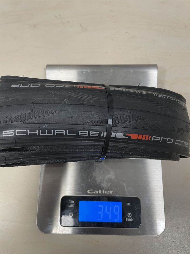 Pláště SCHWALBE Pro ONE 28 | 700 x 30C ADDIX Race EVO V-Guard TLE