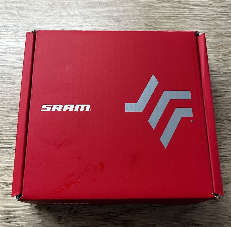 Nabíječka Sram AXS a Sram eTAP - NOVÁ
