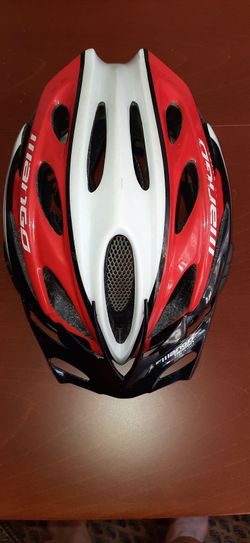 Cyklistická helma MTB