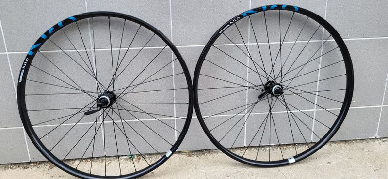 ZAPLETENÁ KOLA 29"
