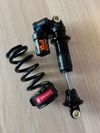  DHX2 FACTORY S LOCKOUTEM 230x62,5mm+ pružina Sprindex540-610 