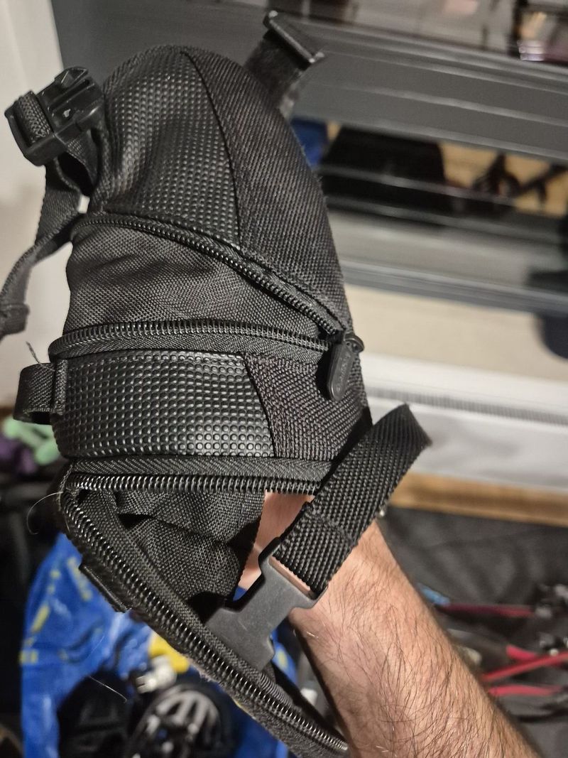 Aerowedge L a XL