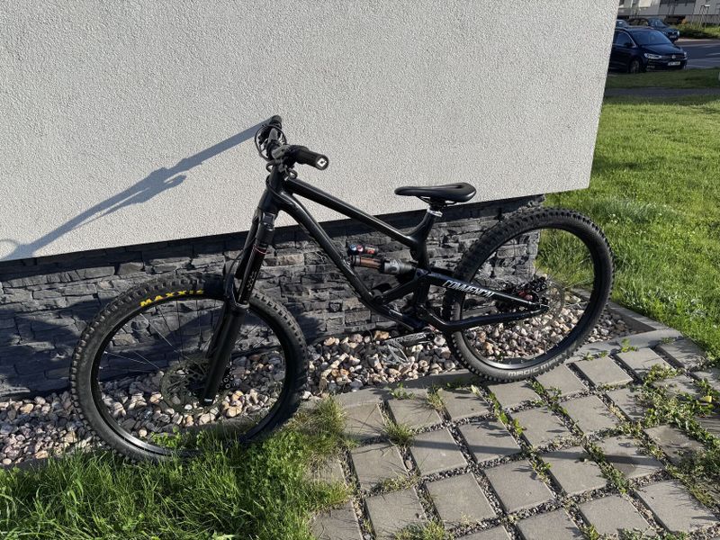 Commencal Furious 