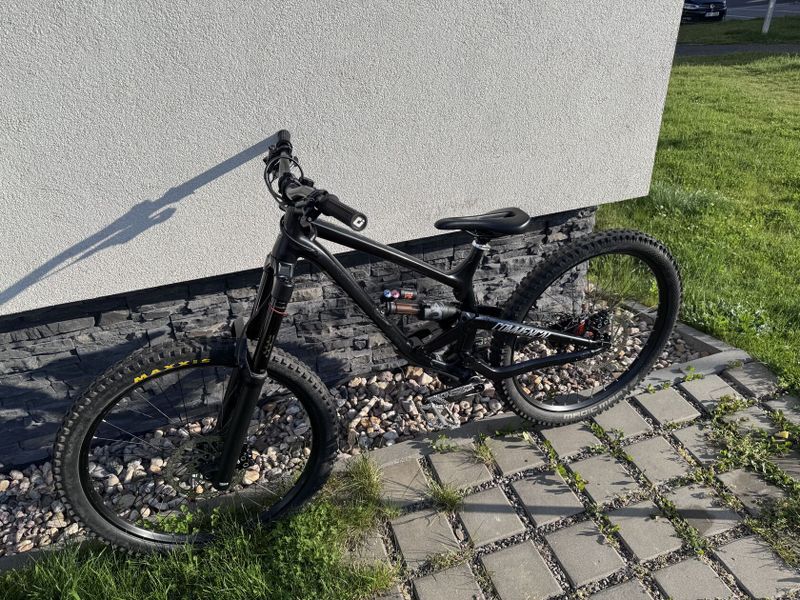 Commencal Furious 