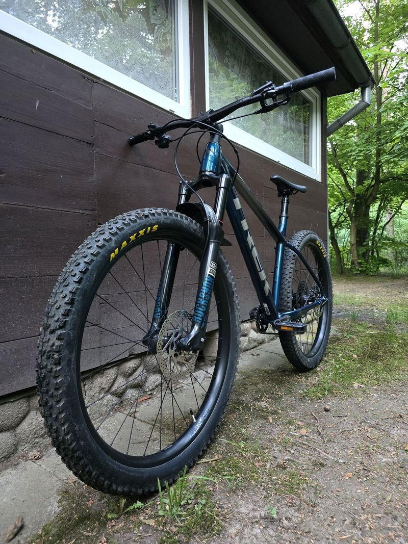 Trek Roscoe 8