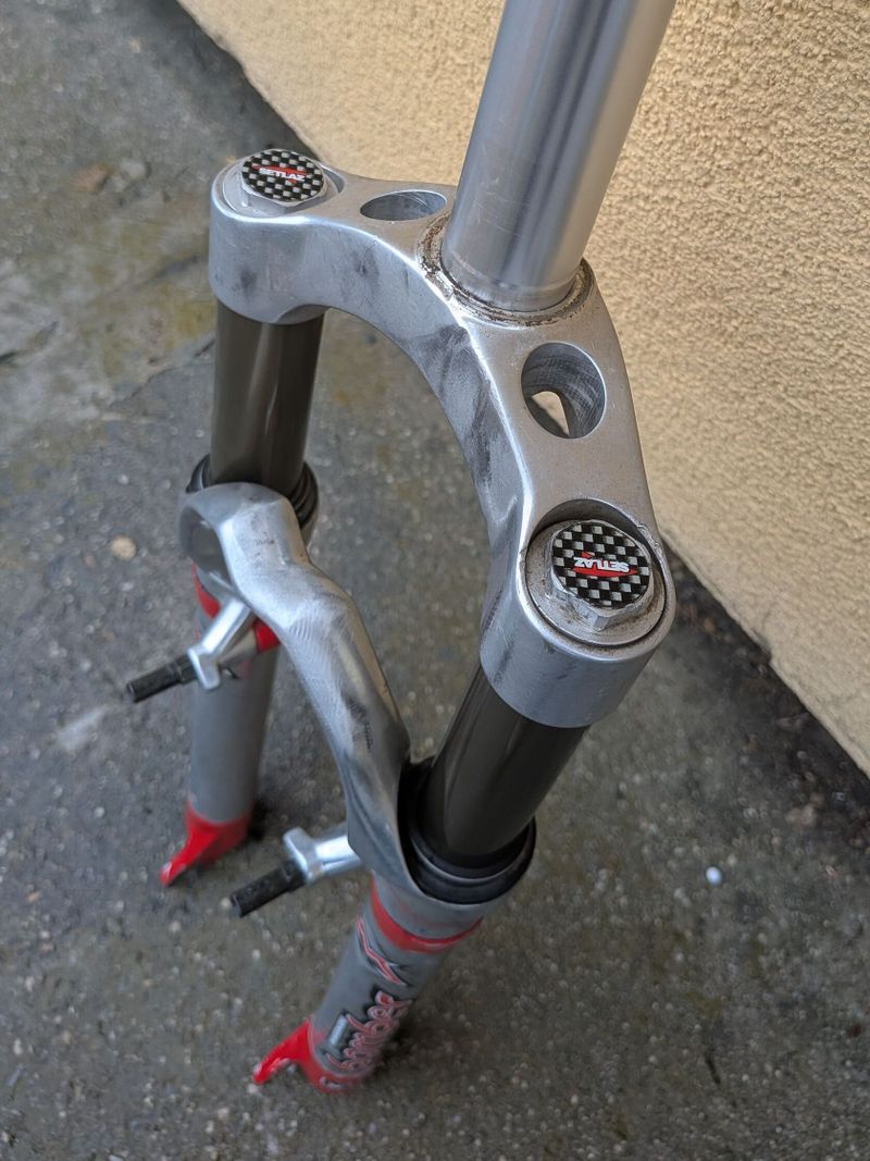 26" vidlice Marzocchi Z2 X-Fly 2000