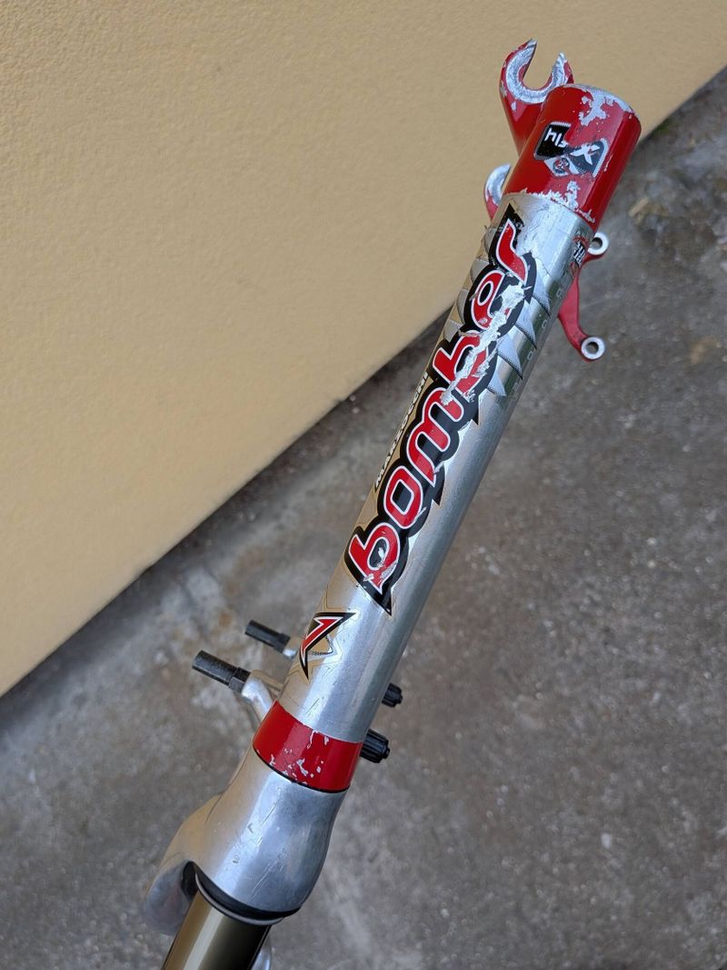 26" vidlice Marzocchi Z2 X-Fly 2000