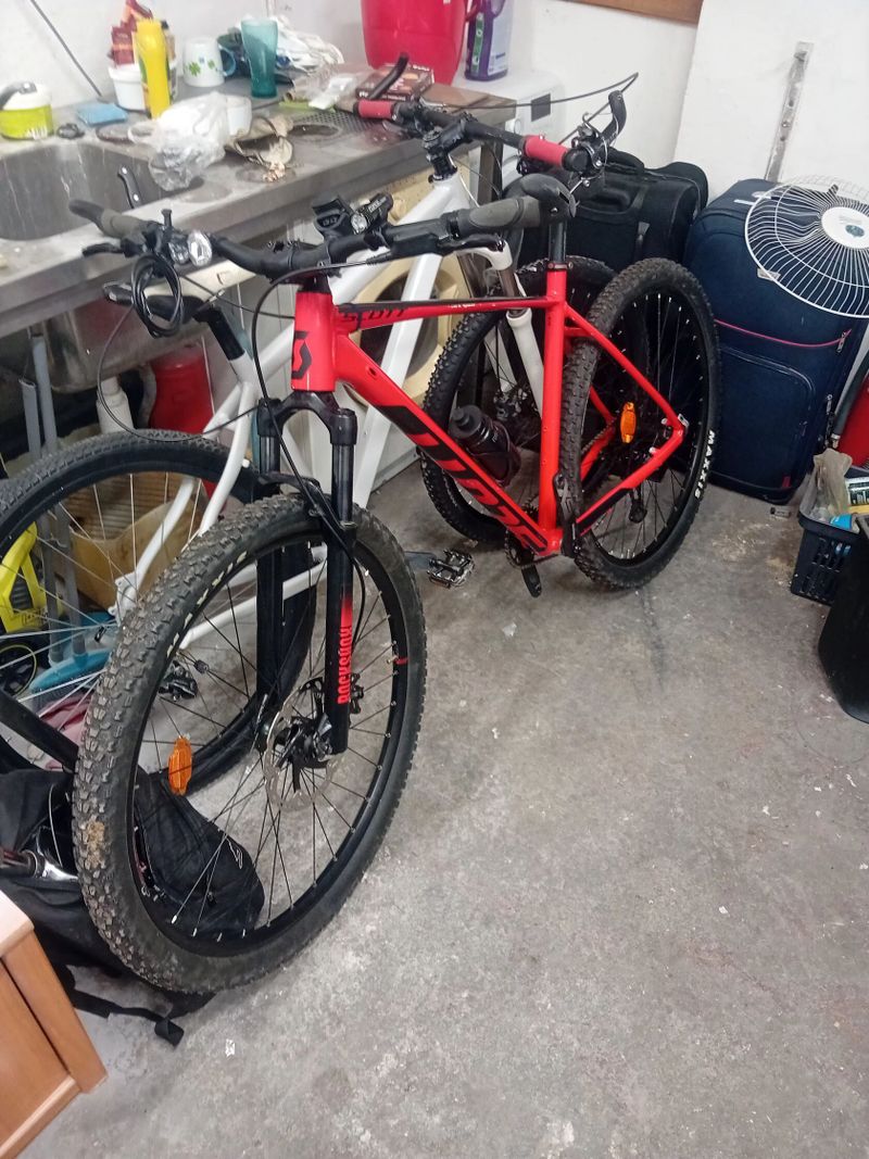 Scott Scale 940
