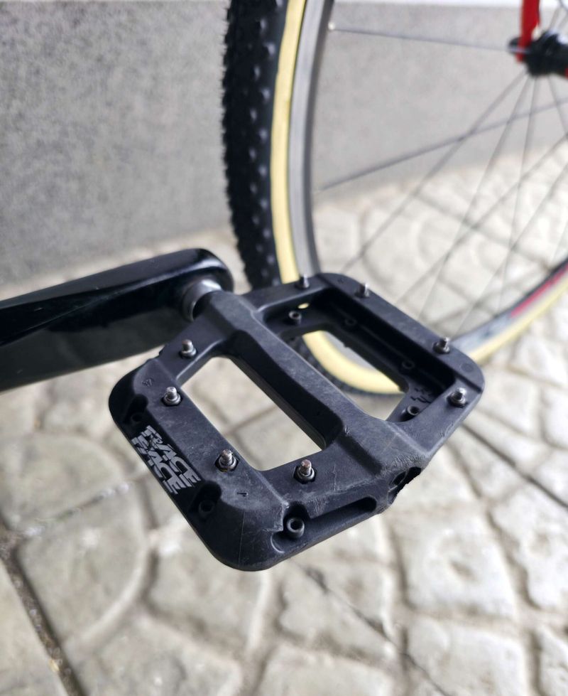Cyklokrosové kolo Focus Mares AX 1.0