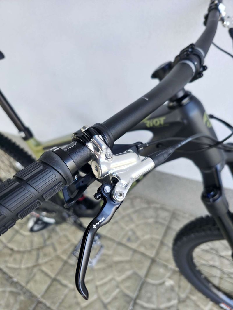 Horské kolo GHOST Riot Trail CF Pro Carbon 2025 29″