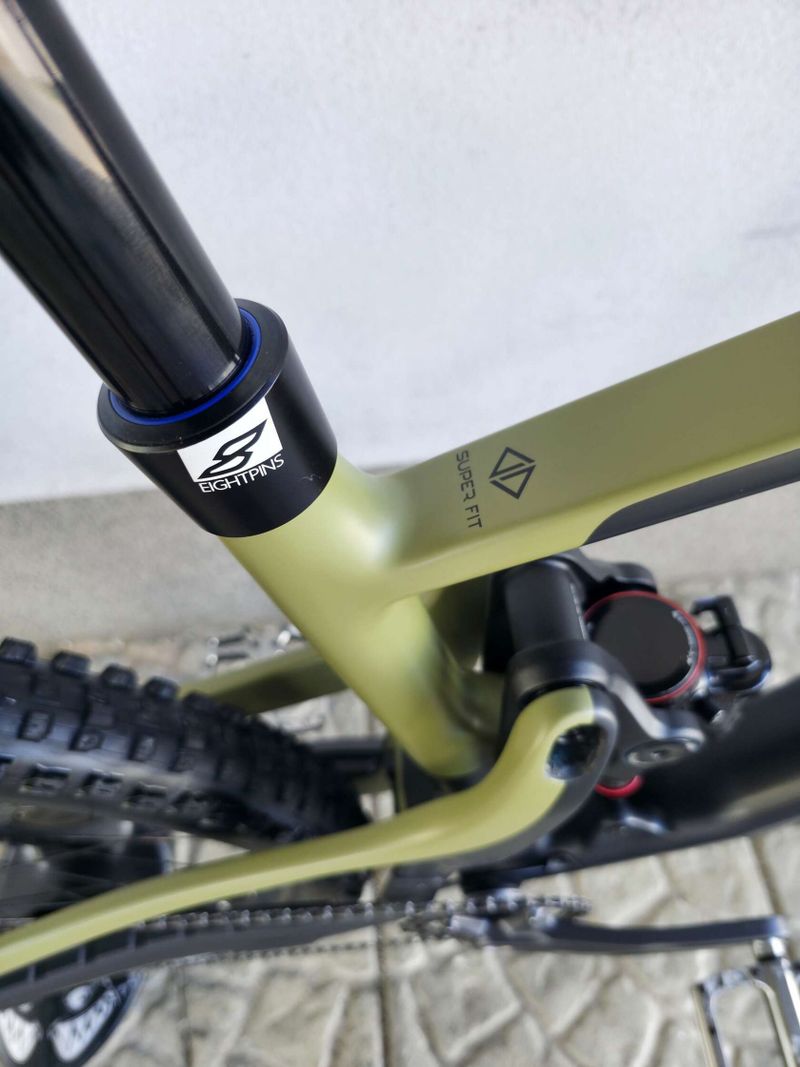 Horské kolo GHOST Riot Trail CF Pro Carbon 2025 29″