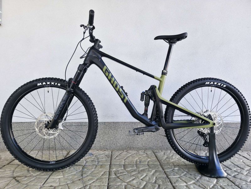 Horské kolo GHOST Riot Trail CF Pro Carbon 2025 29″