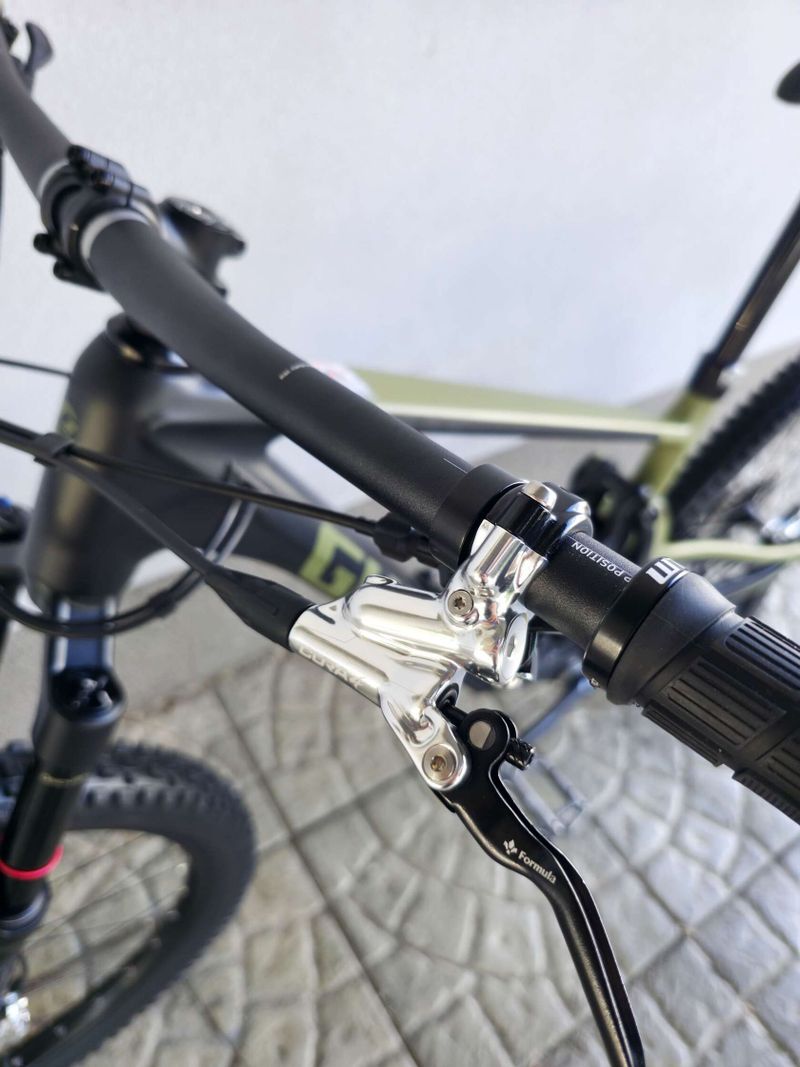 Horské kolo GHOST Riot Trail CF Pro Carbon 2025 29″