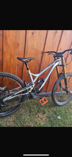 Commencal supreme dh