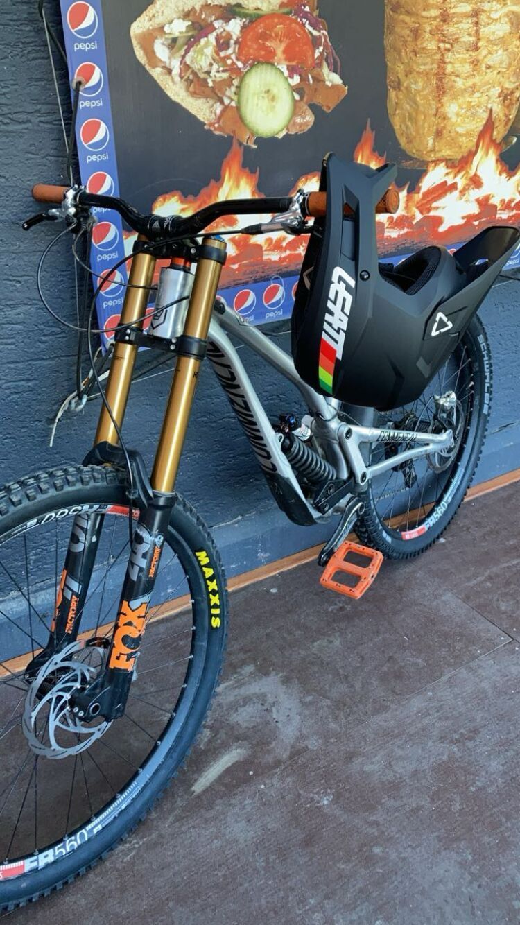Commencal supreme dh