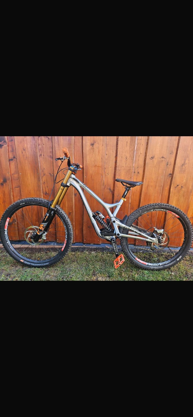 Commencal supreme dh