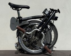 Brompton M6L (black) + přední nosič (2018)