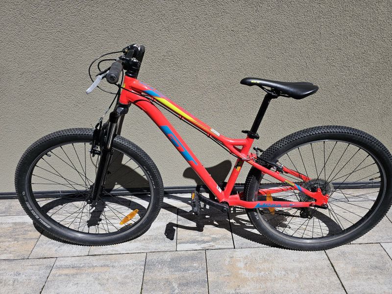 Dětské kolo GT Stomper 26 Prime
