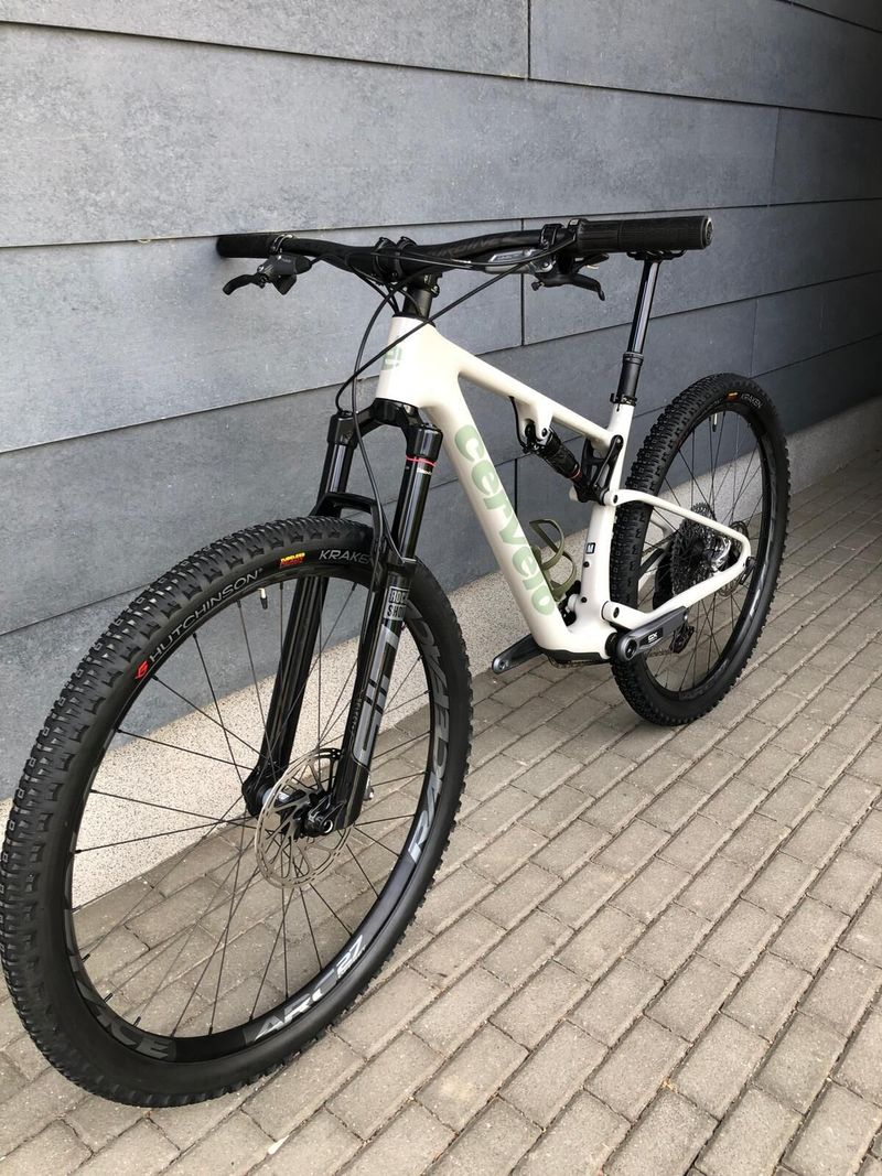NOVÉ CERVÉLO ZFS-5 120 TRANSMISSION AXS 2024 vel. M