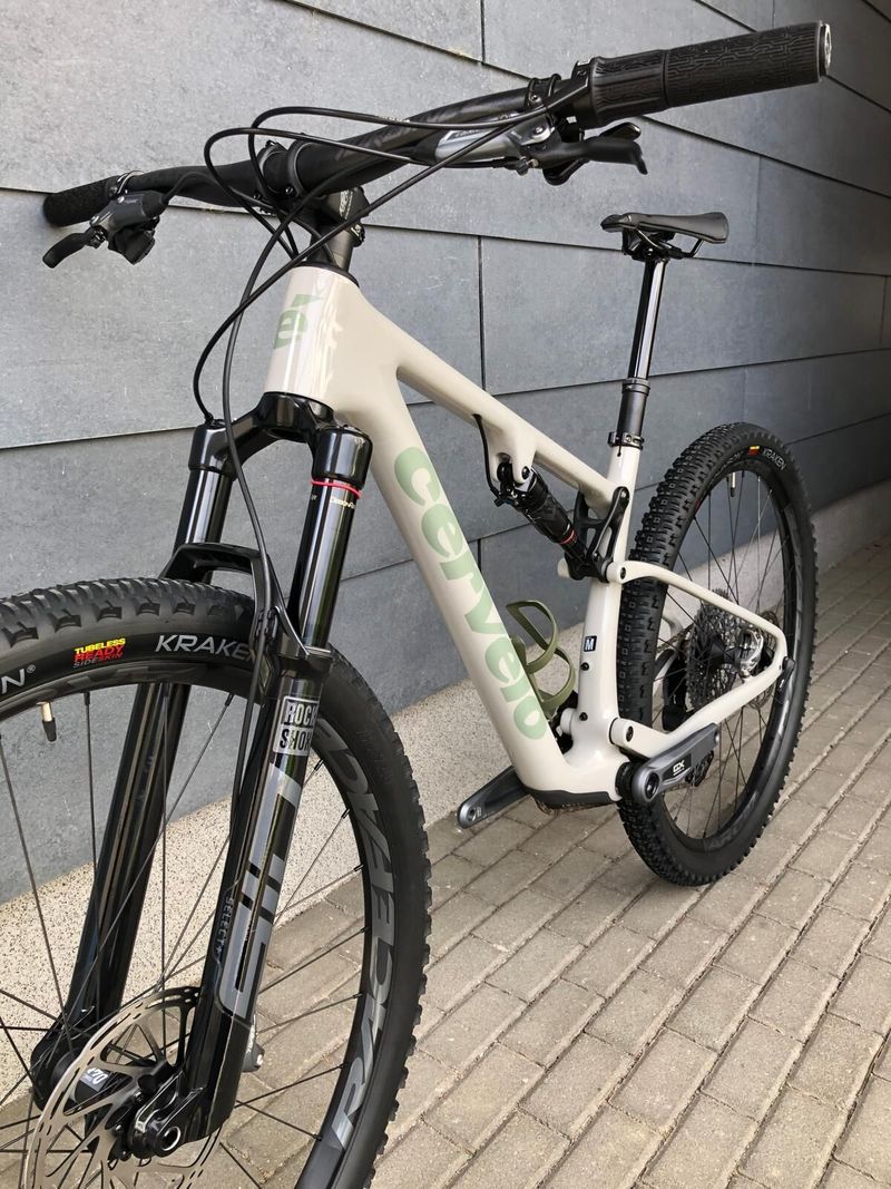 NOVÉ CERVÉLO ZFS-5 120 TRANSMISSION AXS 2024 vel. M