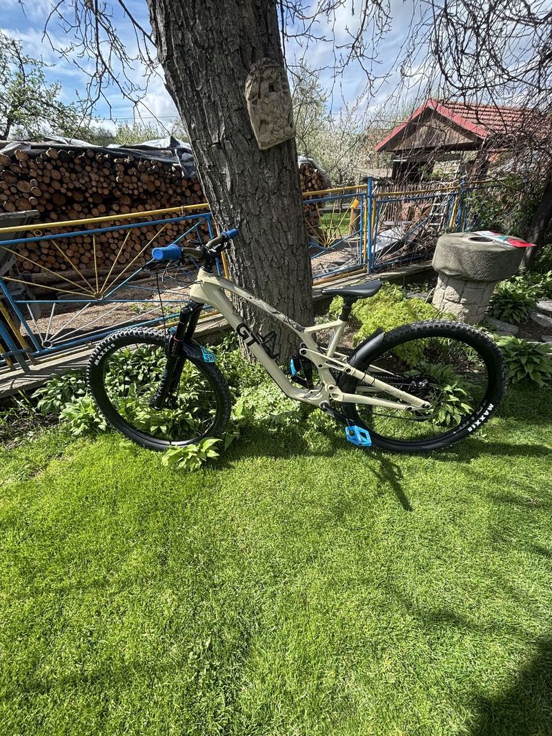 GT Force elite 29 