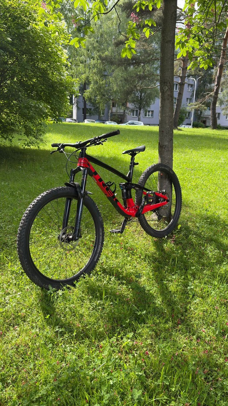 Trek Fuel ex 7