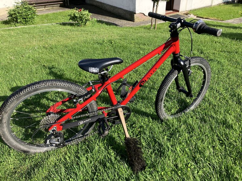 Lehke detske kolo Kubikes 20